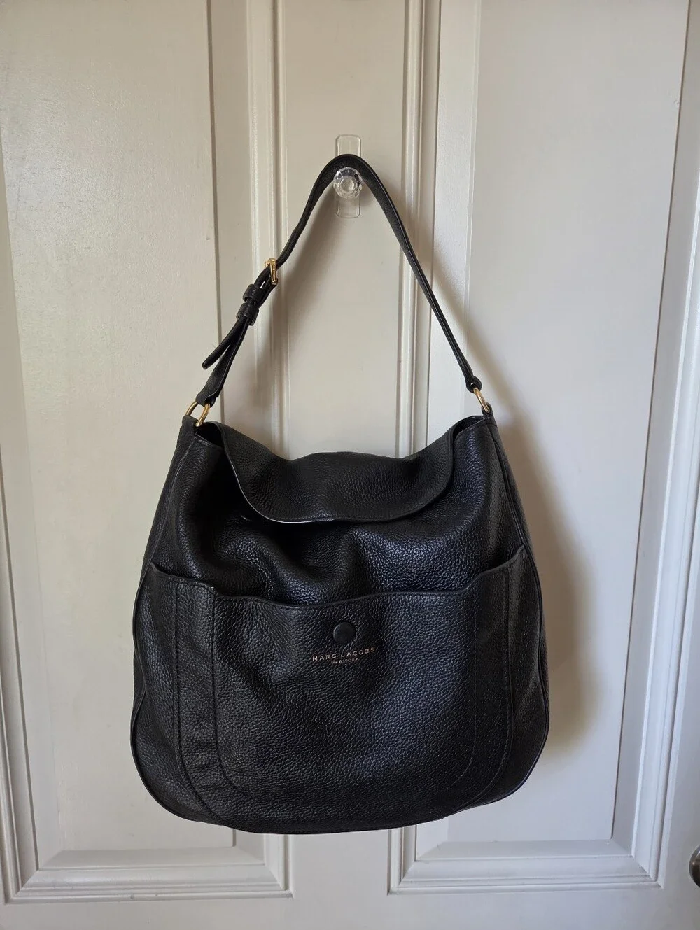 Marc Jacobs Empire City Blk. Pebbled Leather Hobo/Sh. Bag.🖤💛